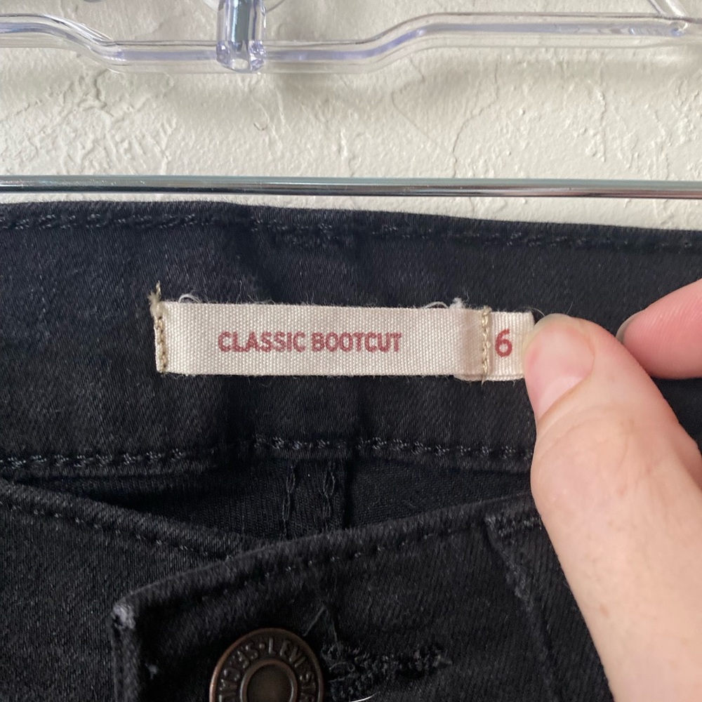 Levi’s Classic Mid Rise Bootcut Jeans Black Women’s Size 6 - Picture 2 of 7